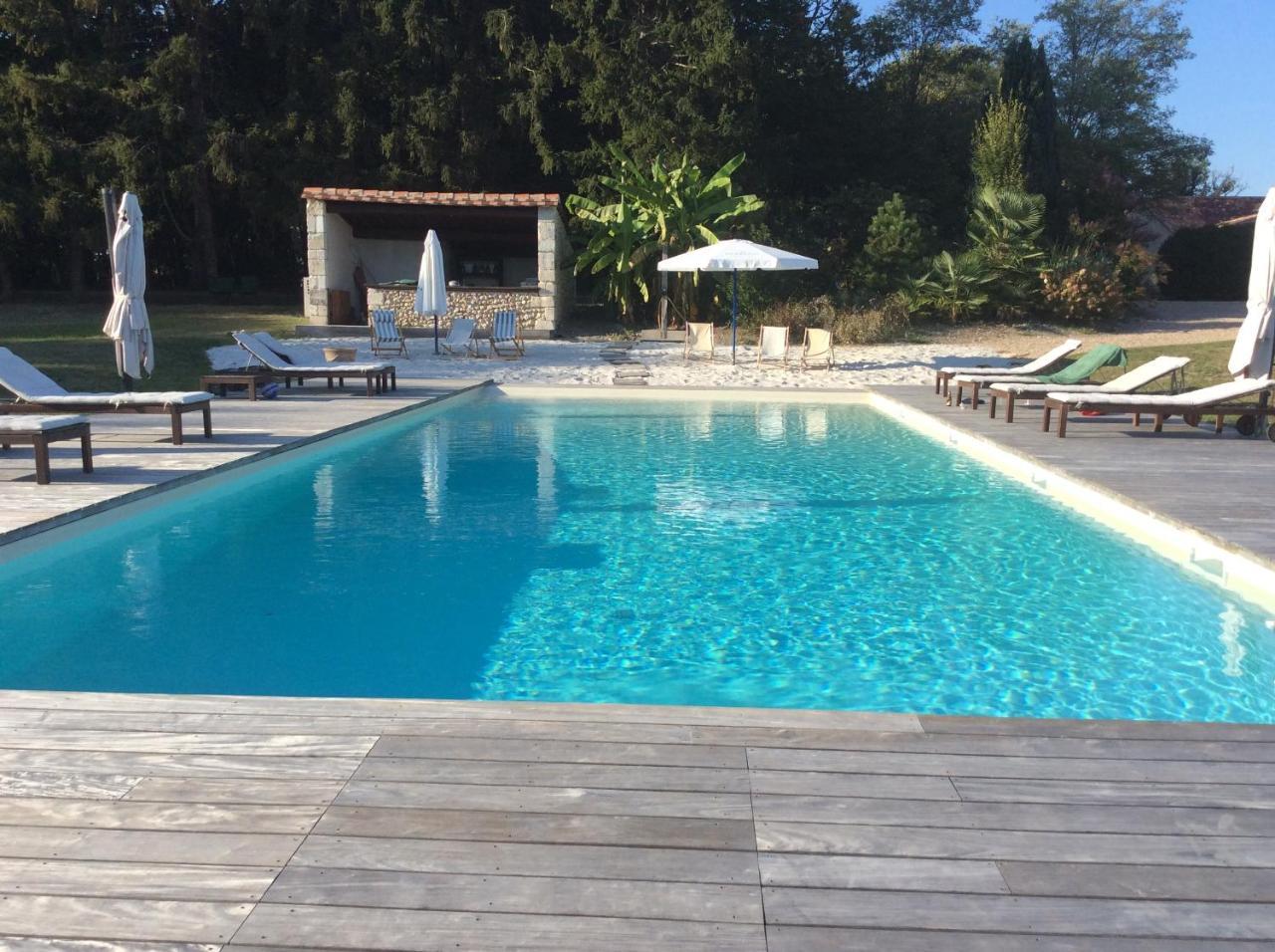 Allemans Chartreuse Le Logis La Montagne B&B 외부 사진