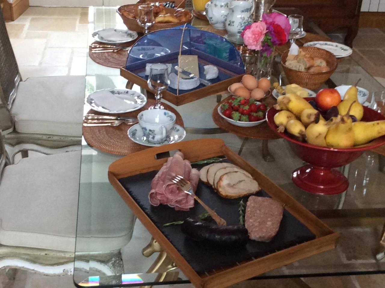 Allemans Chartreuse Le Logis La Montagne B&B 외부 사진