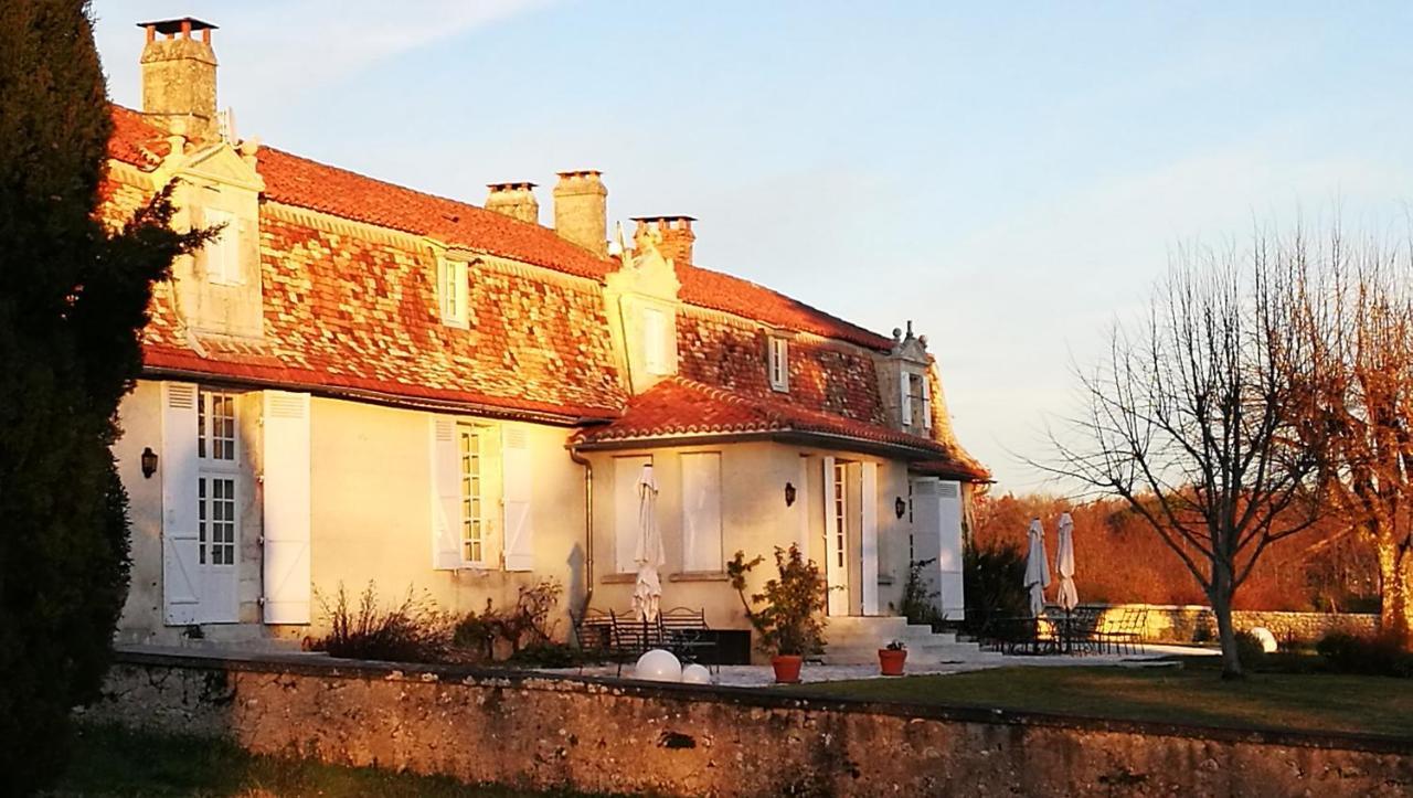 Allemans Chartreuse Le Logis La Montagne B&B 외부 사진